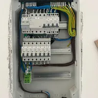 Domovní rozvaděč – precizní montáž a přehledné zapojení